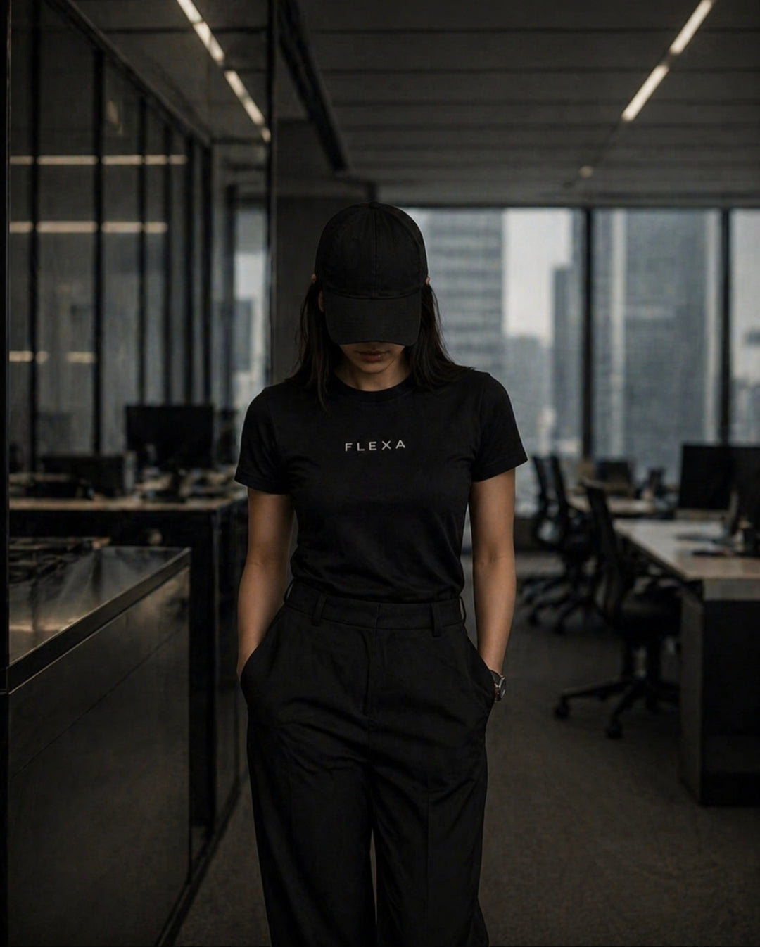 minimalist-fitted-t-shirt